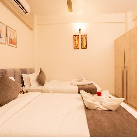 Hotel Kamrupa Guwahati Ngoại thất bức ảnh